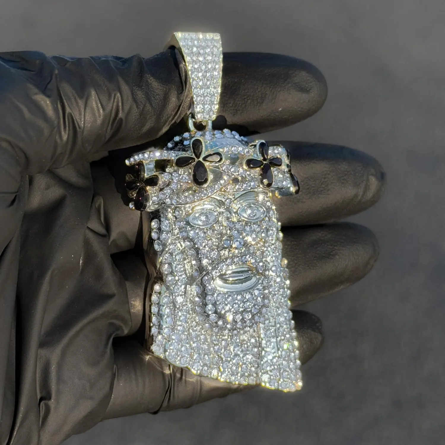 ICE STAR Men's Iced-Out Floral Crown Jesus Pendant Necklace with 24" Rope Chain - Hip-Hop Jewelry with Simulated Crystals