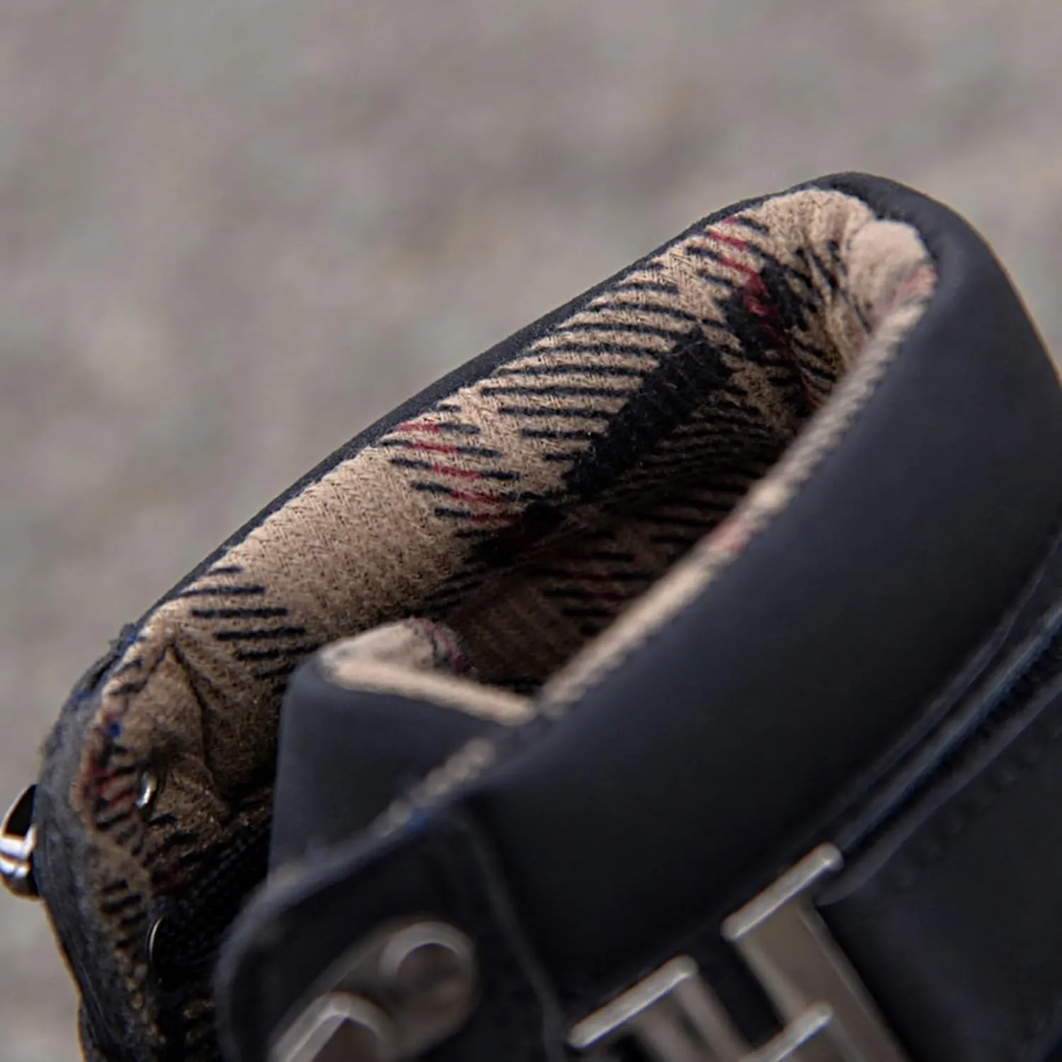 Men's High Top Sneakers Retro Casual Lace Up Sport Shoes Flat Bottom Walking Boots Outdoor Men Ledge Mid Boot