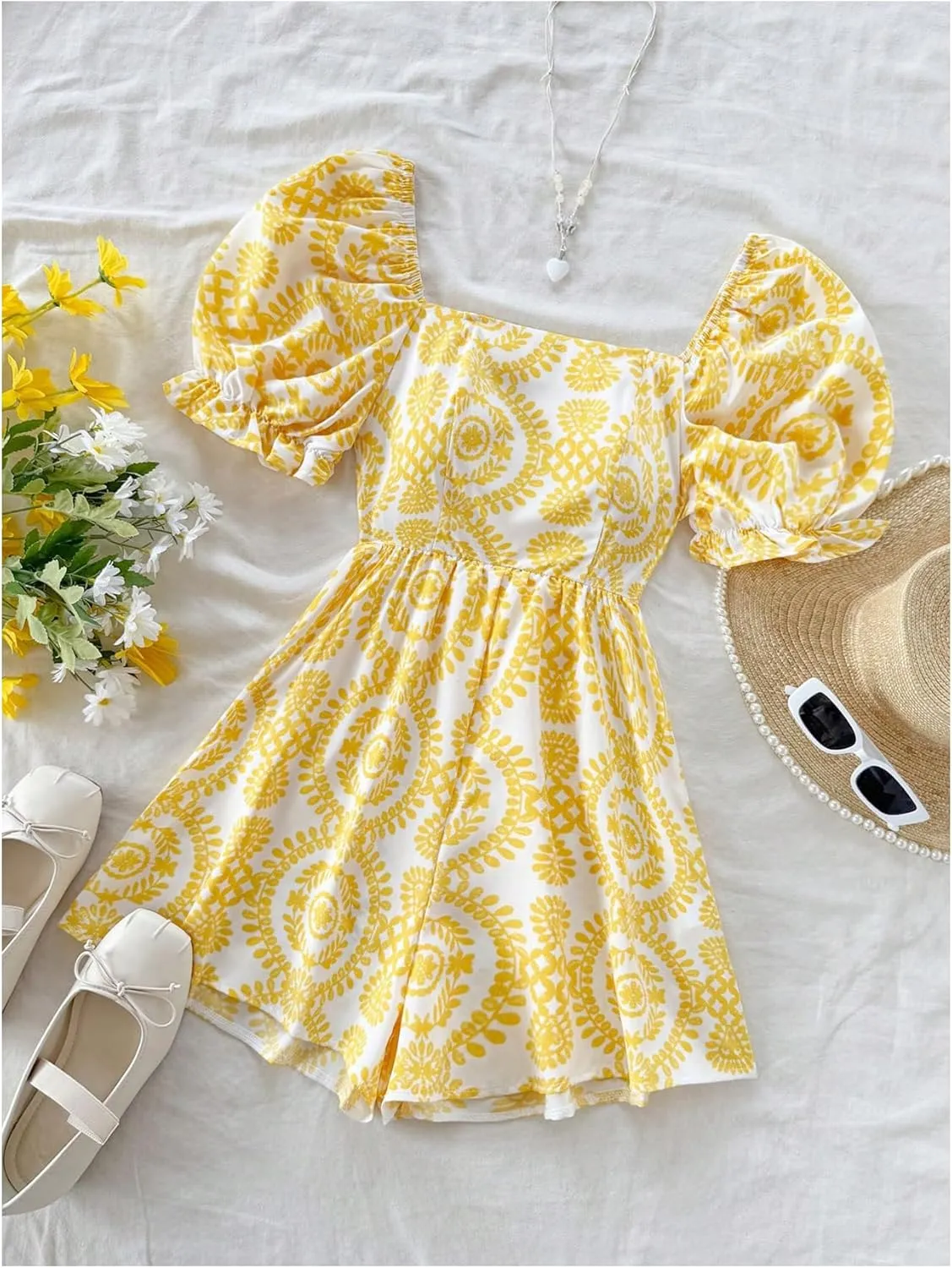 Milumia Women's Boho Floral Print Square Neck Puff Short Sleeve Rompers Jumpsuit