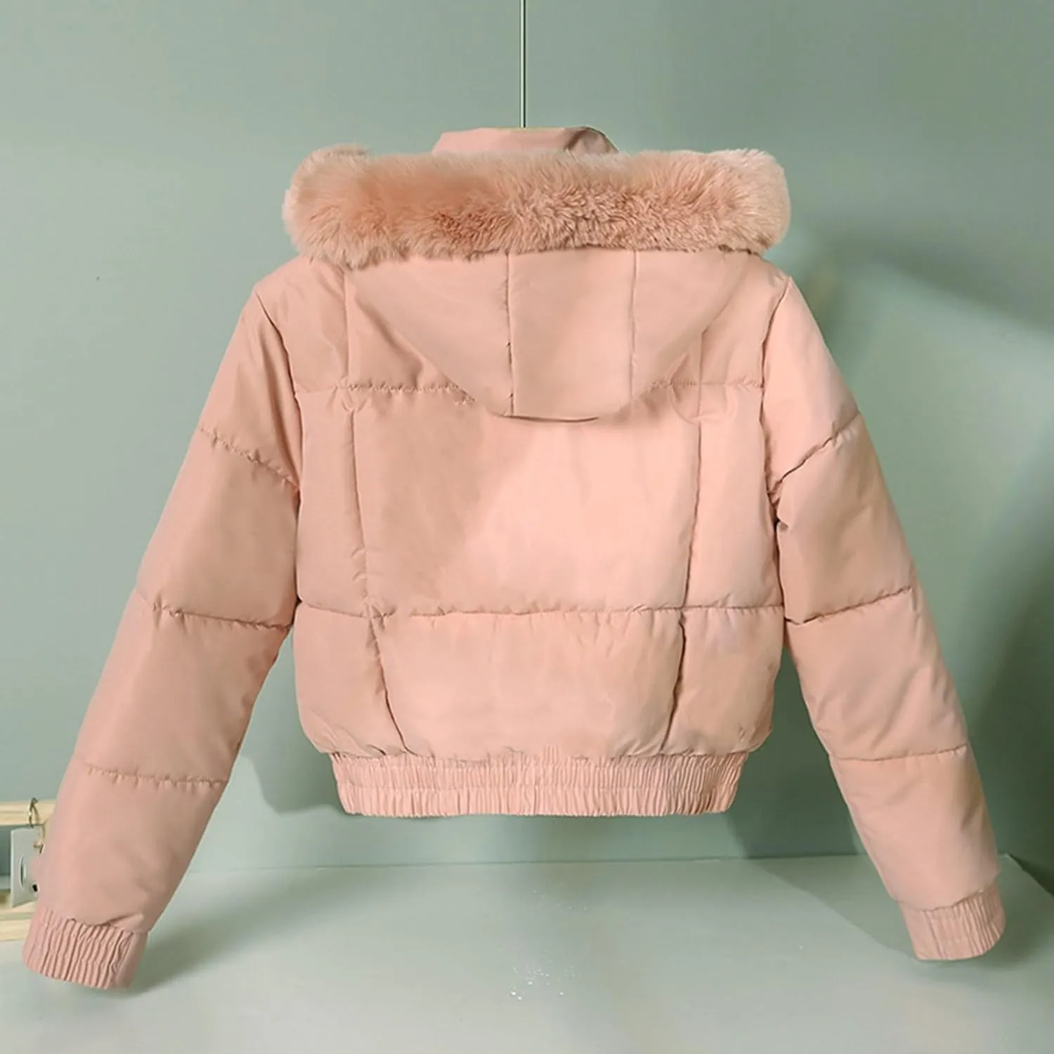 Womens Cropped Puffer Jackets with Faux Fur Hood Thicken Down Coats Quilted Jackets Winter Short Warm Coats Outerwear