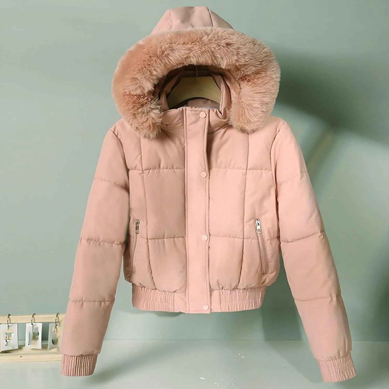 Womens Cropped Puffer Jackets with Faux Fur Hood Thicken Down Coats Quilted Jackets Winter Short Warm Coats Outerwear