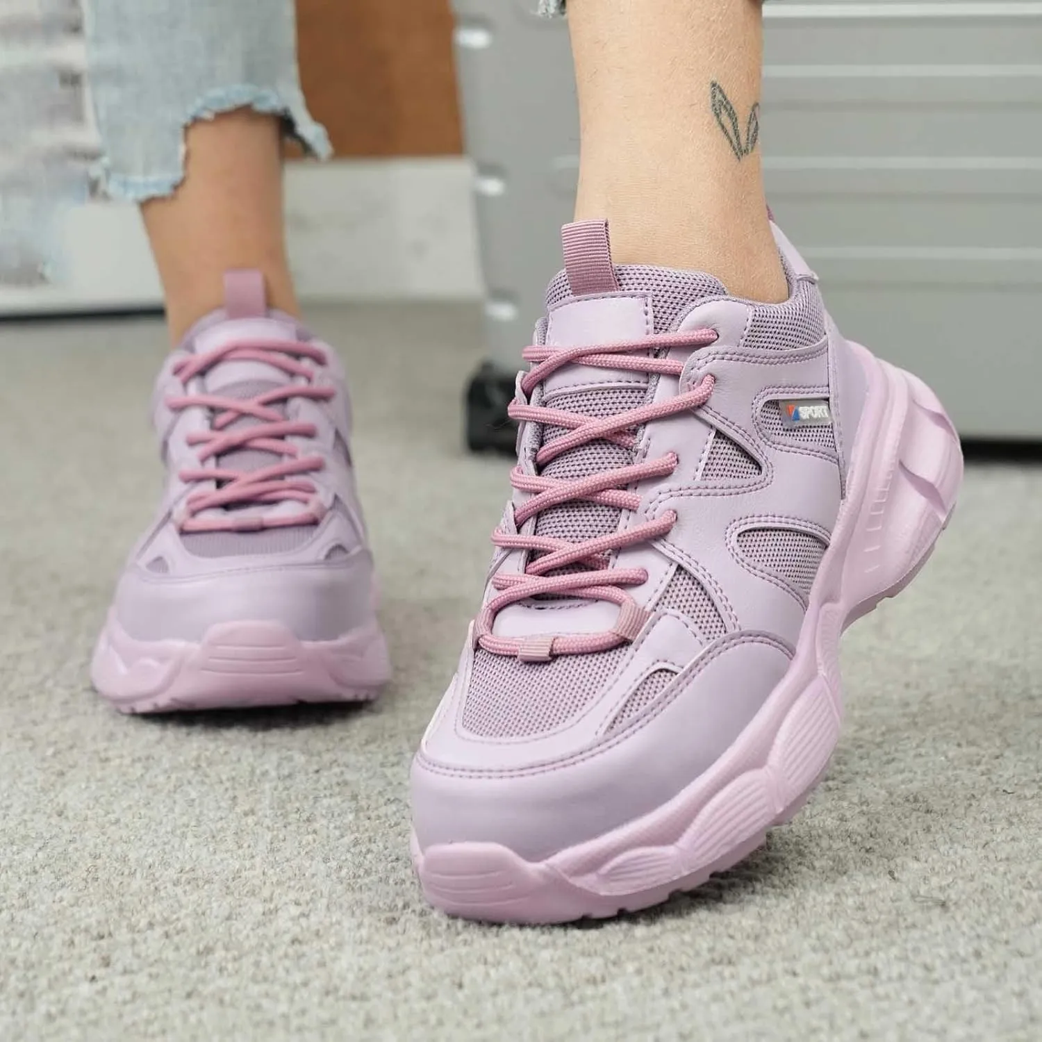 Women's Fashion Mesh Lace Up Velvet Thick Soled Labor Protective Shoes Boots Work Barefoot Shoes Youth