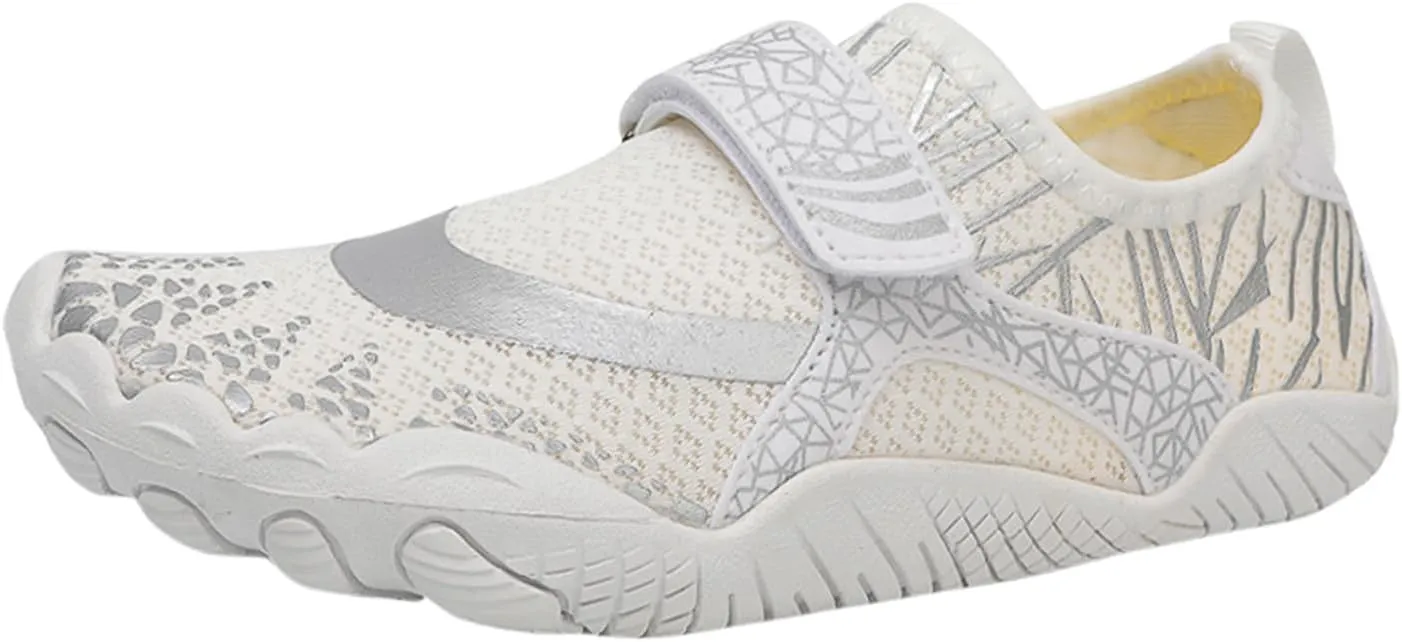 Women's Slip on Walking Shoes Comfy Knitted Non Slip Comfortable Running Shoes Breathable Gym Workout Shoes Ladies 2024 Fashion Sneakers