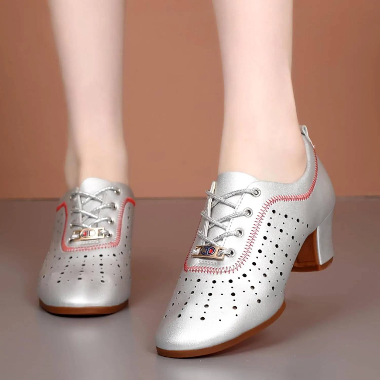 Women's Standard Practice Social Dance Shoes Latin Dance Shoes Lace-Up Closed Toe Latin Modern Shoes Straight Rubber Sole 5Cm Heel