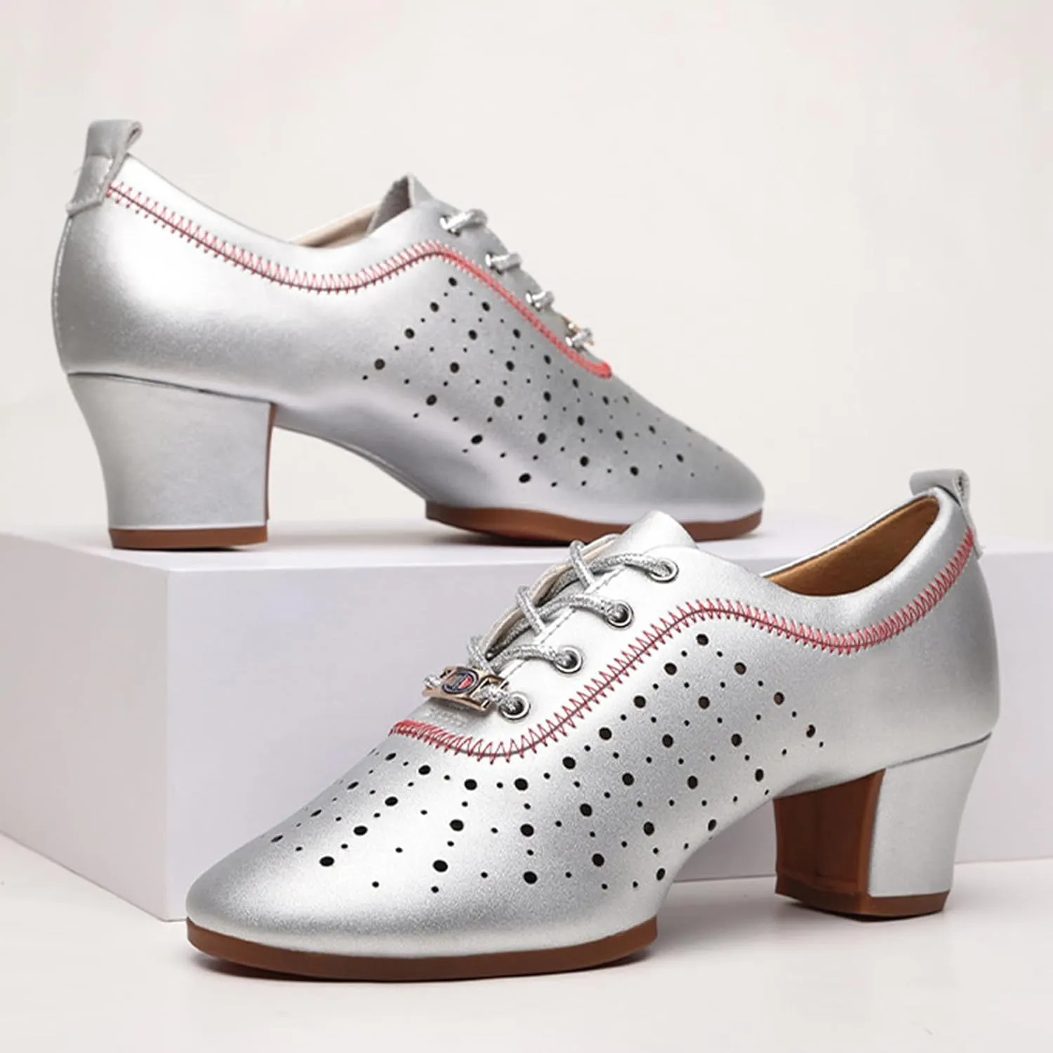 Women's Standard Practice Social Dance Shoes Latin Dance Shoes Lace-Up Closed Toe Latin Modern Shoes Straight Rubber Sole 5Cm Heel