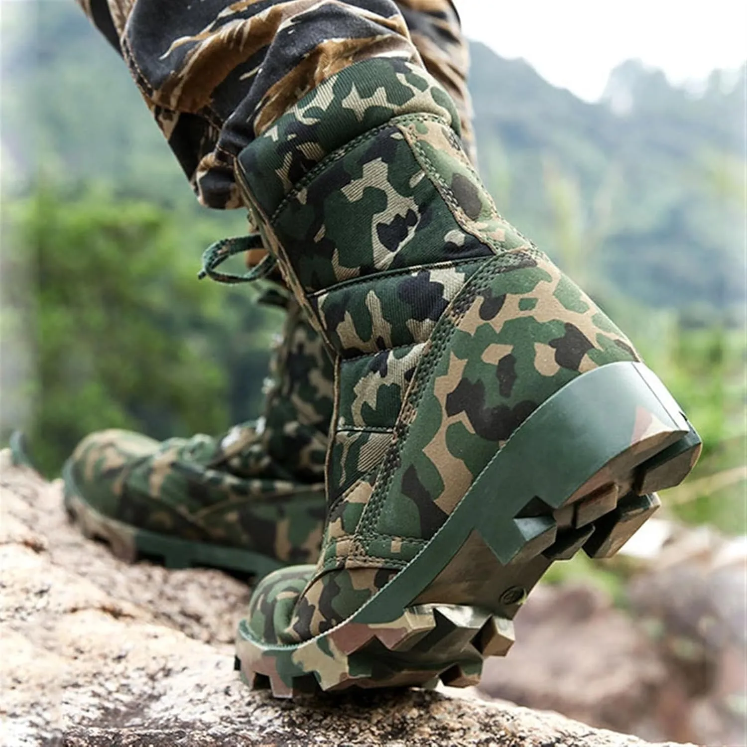 Wygwlg Mens Military Tactical Work Boots Wide, Men's Lightweight Non Slip High Top Lace up Breathable Army Camouflage Boots, Army Hunting Jungle Hiking Boots, for Camping Hiking Work Combat